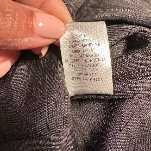 Lulu’s Peplum Black Top in Size Small - Picture 4 of 5